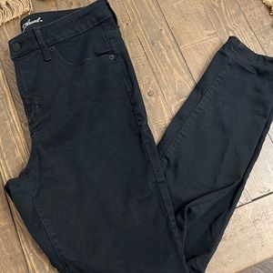 Universal thread black skinny jeans